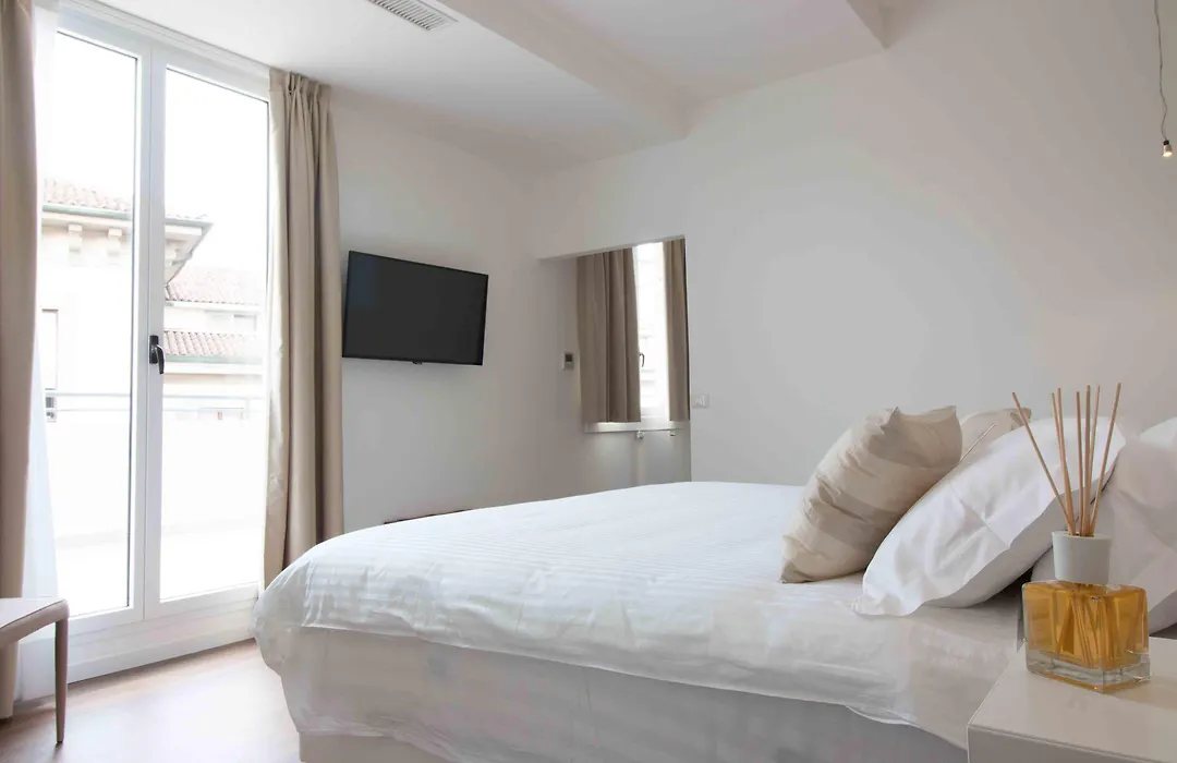 Suite Santa Tecla-1